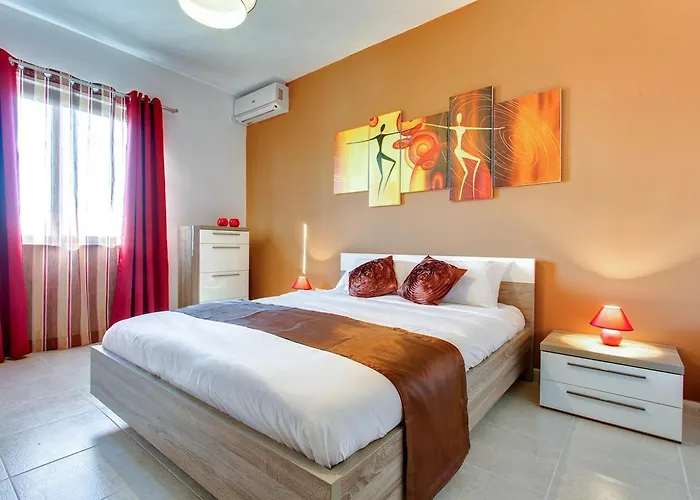 Cozy Apartment In St Paul\'S Bay